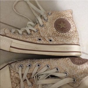 Beautiful Aztec gold detailed converses